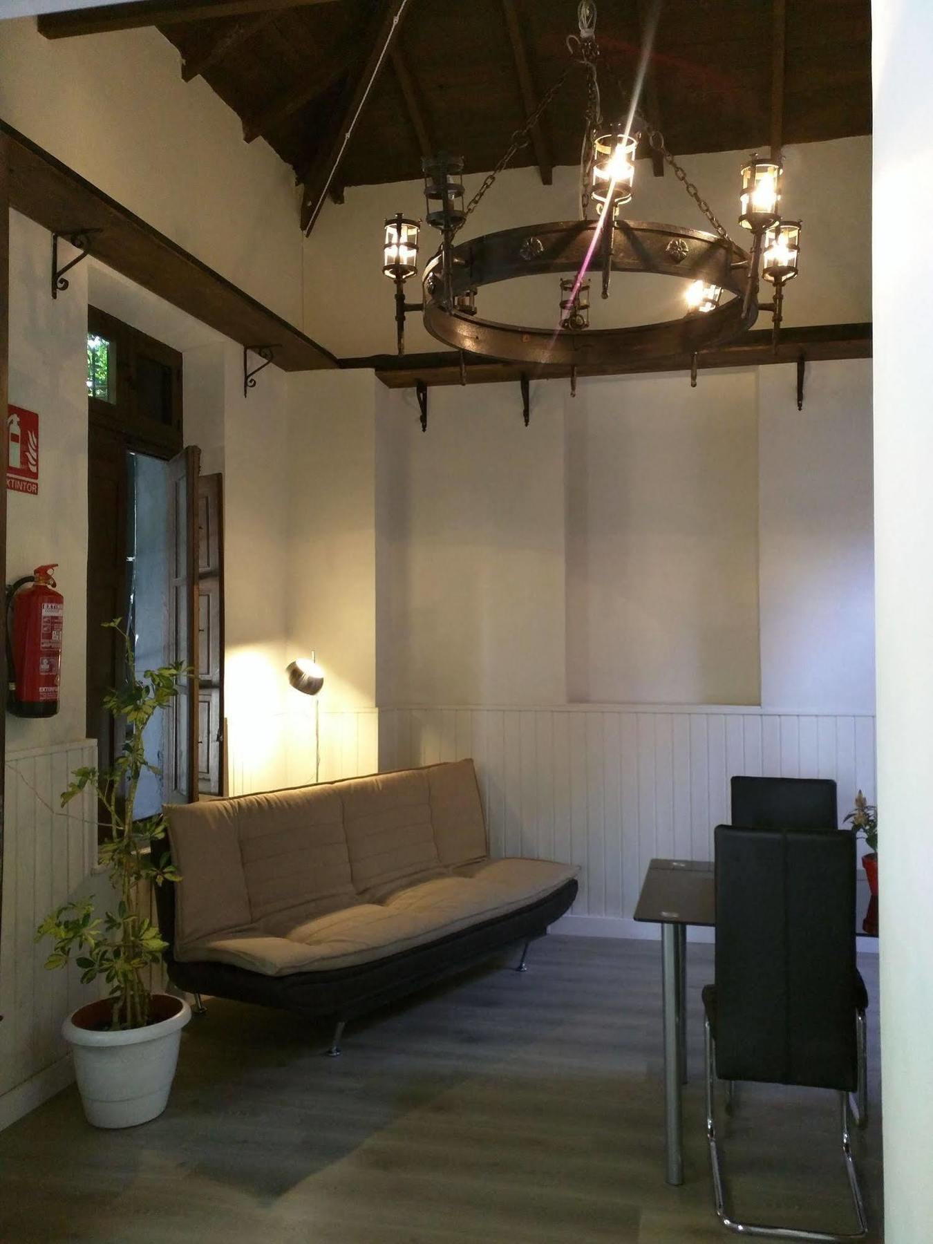 Nwt Paradise Urban Hostel لقنت المظهر الخارجي الصورة